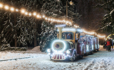 Як розважитись на ВДНГ: гід по Зимовій країні 