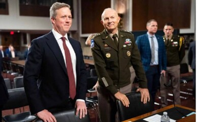 Министр армии США Дрисколл и генерал Джордж прибыли в Киев для переговоров о мире, пока Зеленский находится в Турции