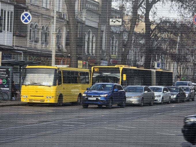В Одессе впервые вышли на линию гуманитарные автобусы из Стамбула и Германии