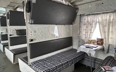 У Дніпрі запрацював вагон незламності для пасажирів і мешканців