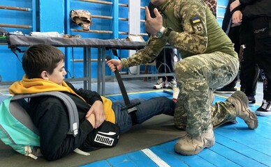 У ліцеї Дніпра пролунав вибух під час уроку, двоє дітей отримали травми