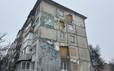 У Полтаві не знайшлось бажаючих брати учать у тендері на відновлення дома після ракетного удара