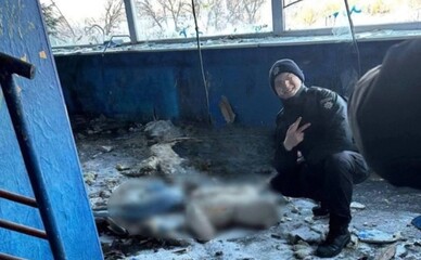 Курсант університету внутрішніх справ сфотографувався з посмішкою біля тіла загиблої дівчини — розпочато розслідування