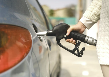 В Украине резко подорожало топливо: дизель и 100-й бензин уже по 85 грн за литр