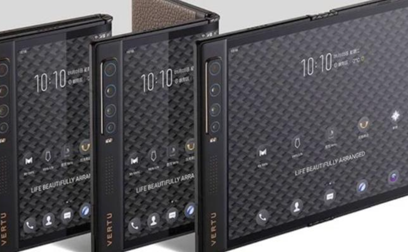Vertu представила складной смартфон AlphaFold с ИИ-агентом — цена от $6 880 до $46 800