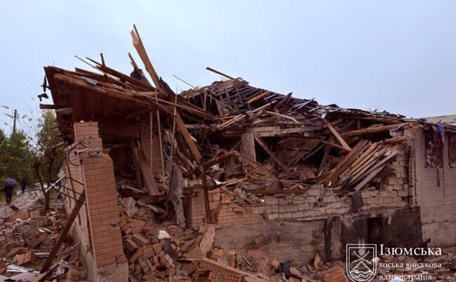 На Харківщині за добу постраждали дев'ятеро людей, уранці росіяни знову вдарили КАБами по Ізюму