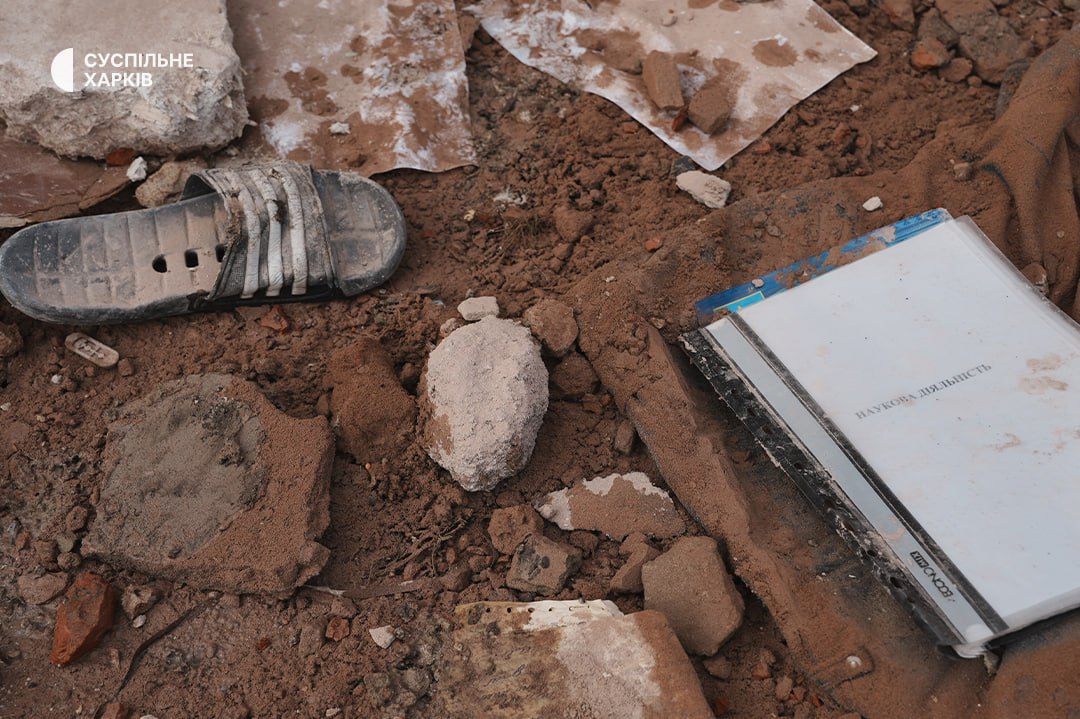 После ракетного удара по Харькову семьям передали тела семи погибших фото 6 5