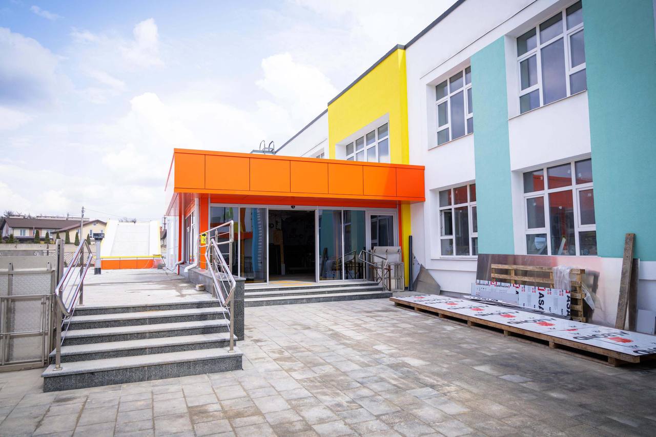 На Харьковщине достраивают первый подземный детсад в Украине - фото