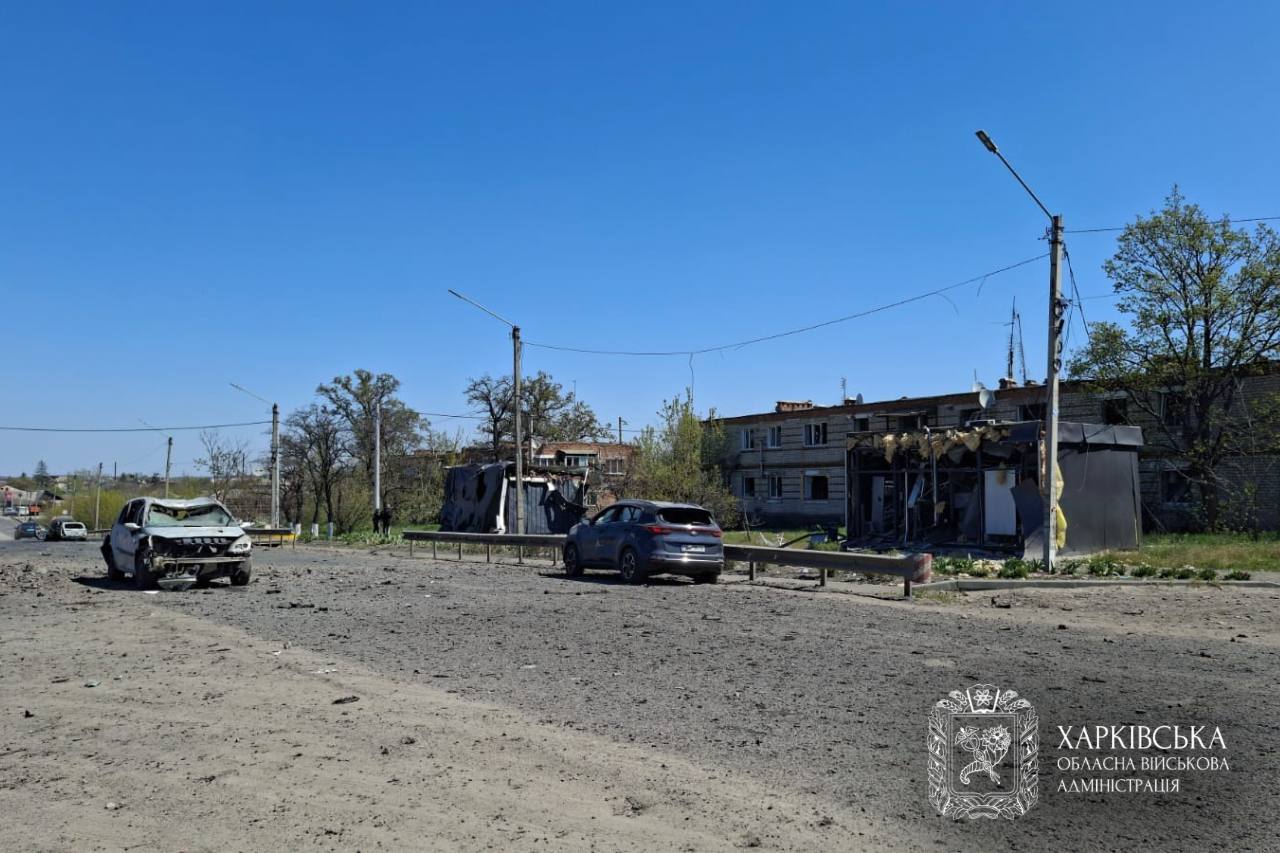 В Мерефе на Харьковщине в результате обстрела погибли шесть человек, а более 30 &mdash; пострадали - фото
