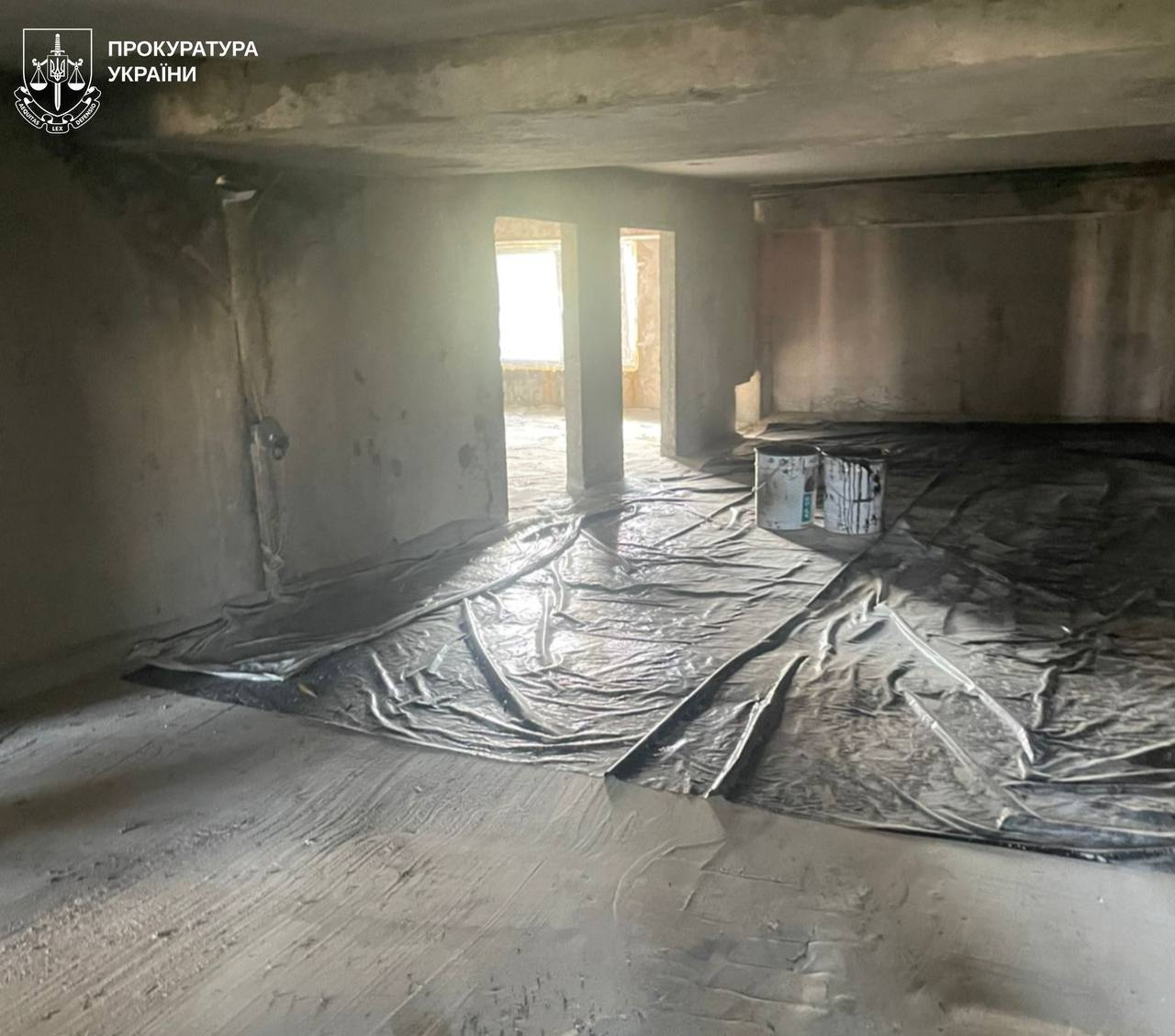 В Харькове чиновницу горсовета подозревают в халатности во время ремонта дома - фото