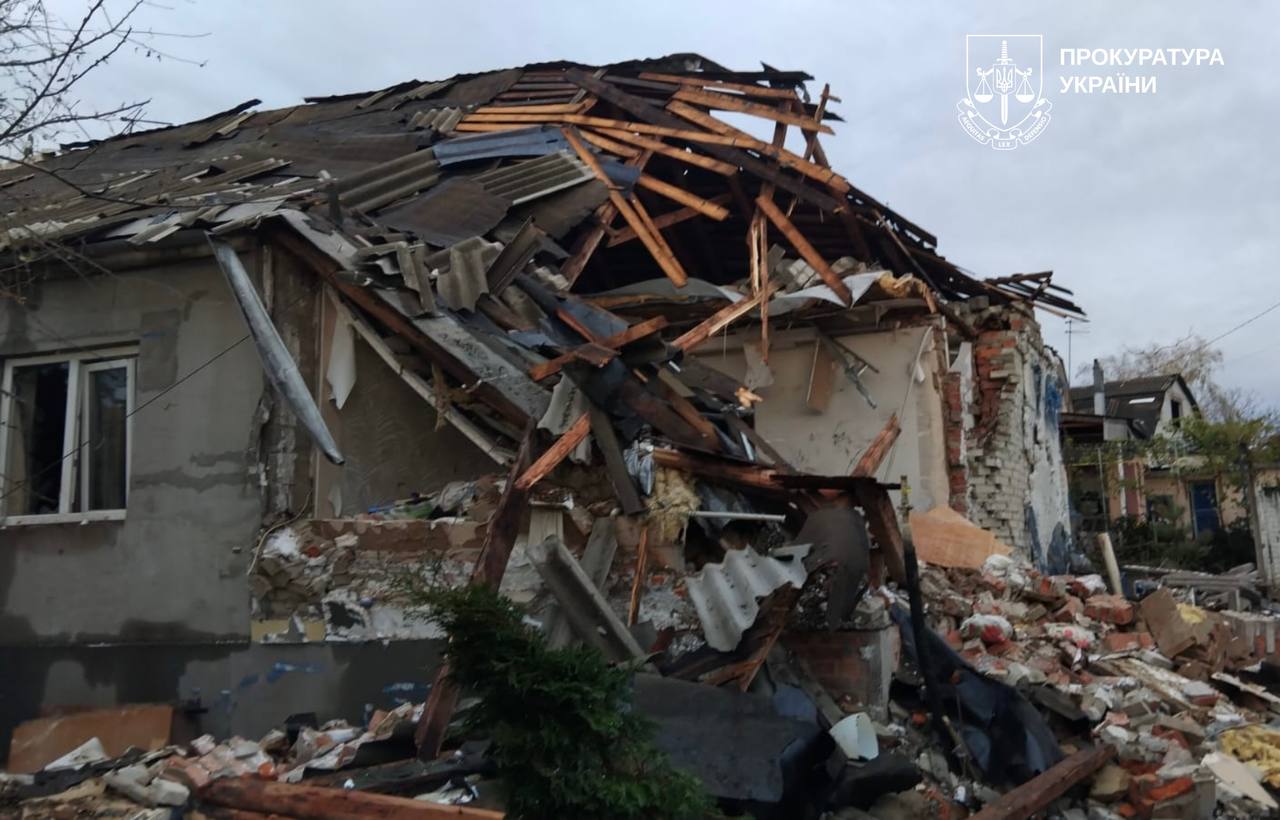 В Коротиче на Харьковщине в результате ночной атаки погибли два человека фото